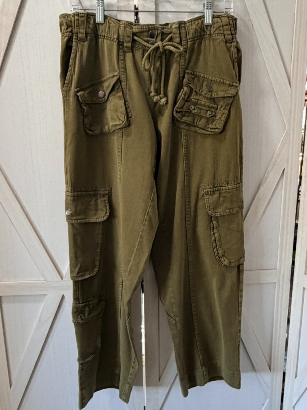 Free People Tahiti Cargo Pants in Olive Green Size Small - Picture 4 of 10